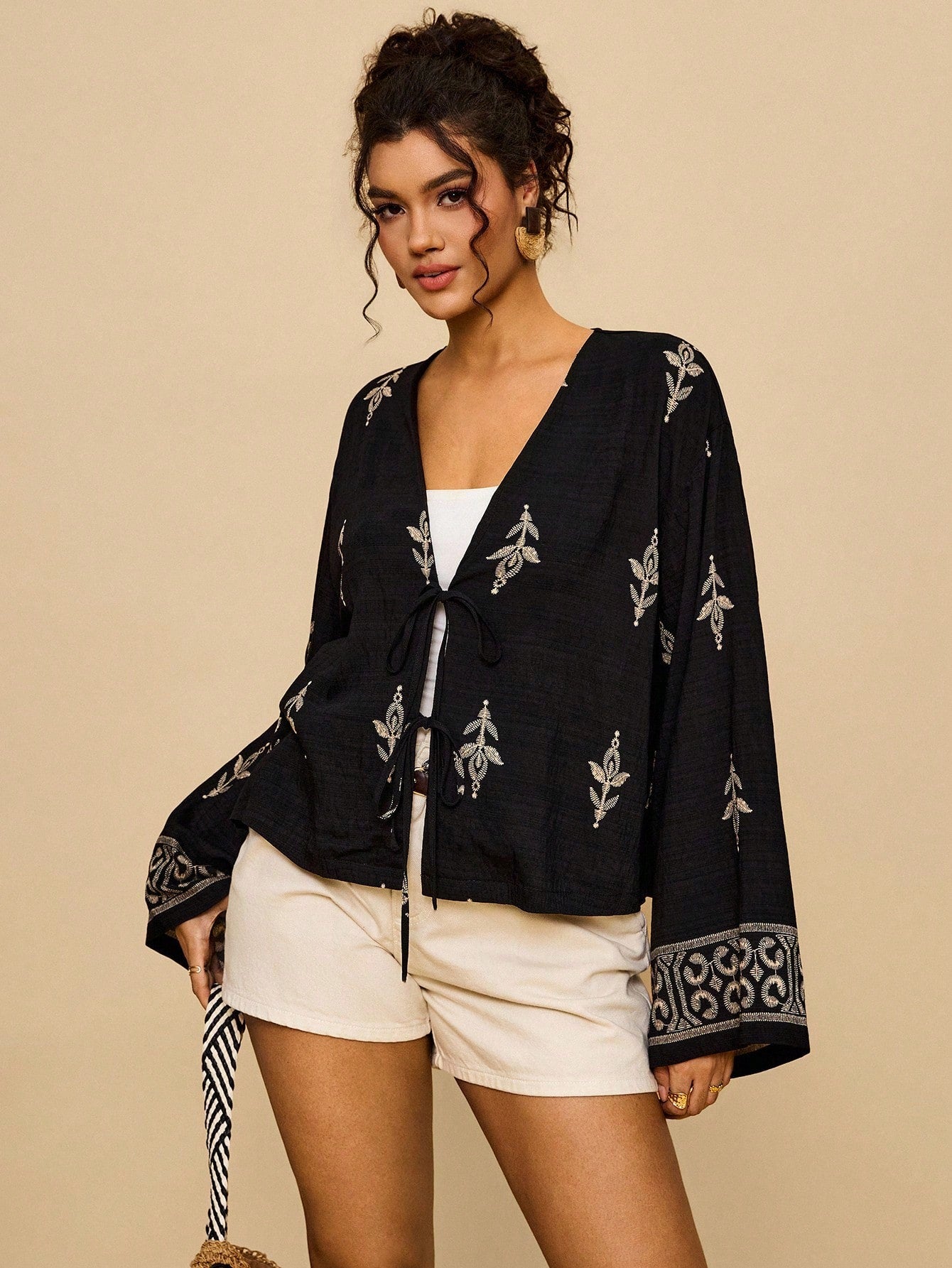 Travachic Plus Size Vacation Chiffon Printed 3/4 Sleeve Front Tie Loose Cropped Black Geometric Bohemian Pattern Holiday Casual Blouse For Women,Fall Clothes