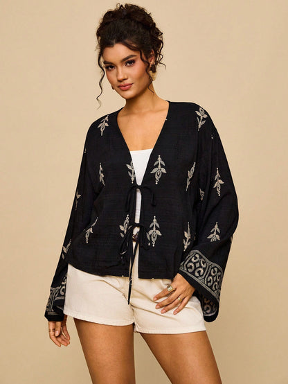 Travachic Plus Size Vacation Chiffon Printed 3/4 Sleeve Front Tie Loose Cropped Black Geometric Bohemian Pattern Holiday Casual Blouse For Women,Fall Clothes