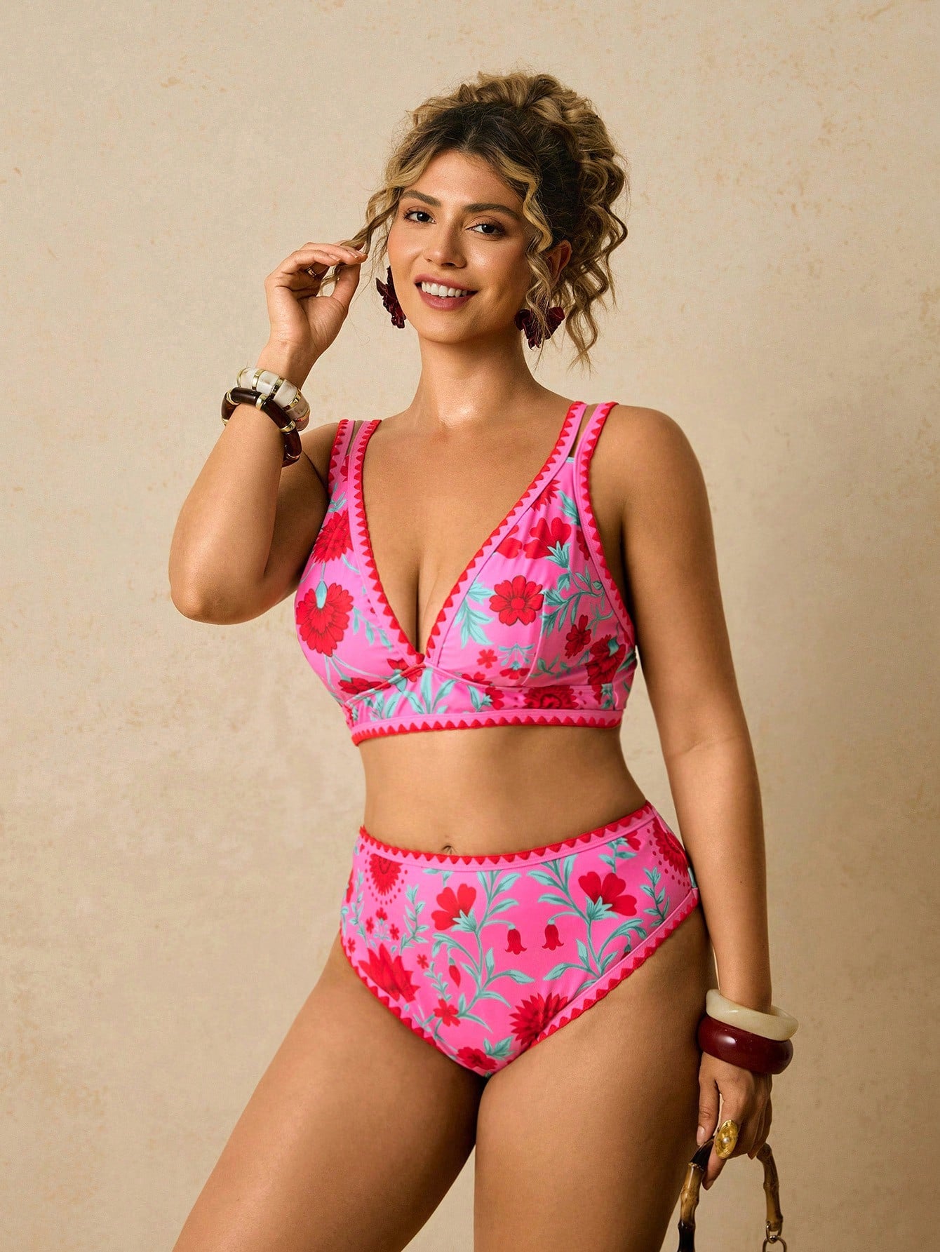 Travachic Plus Size Women Fuchsia Floral Print Swimwear Set