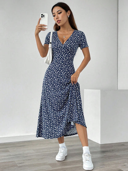Unity Ladies' V-Neck Ditsy Floral Short Sleeve Casual Summer Dress (Random Cut) Maxi Women Outfit,Petite Women