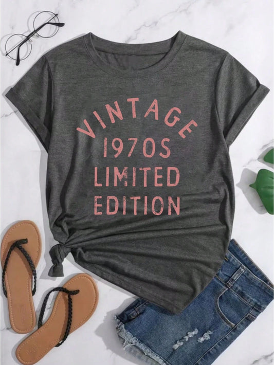 Vintage 1970s Limited Edition Colored Cotton T-Shirt,Women's Colored Cotton T-Shirt Understated Luxury Casual Tee Y2K Style With Digital Print