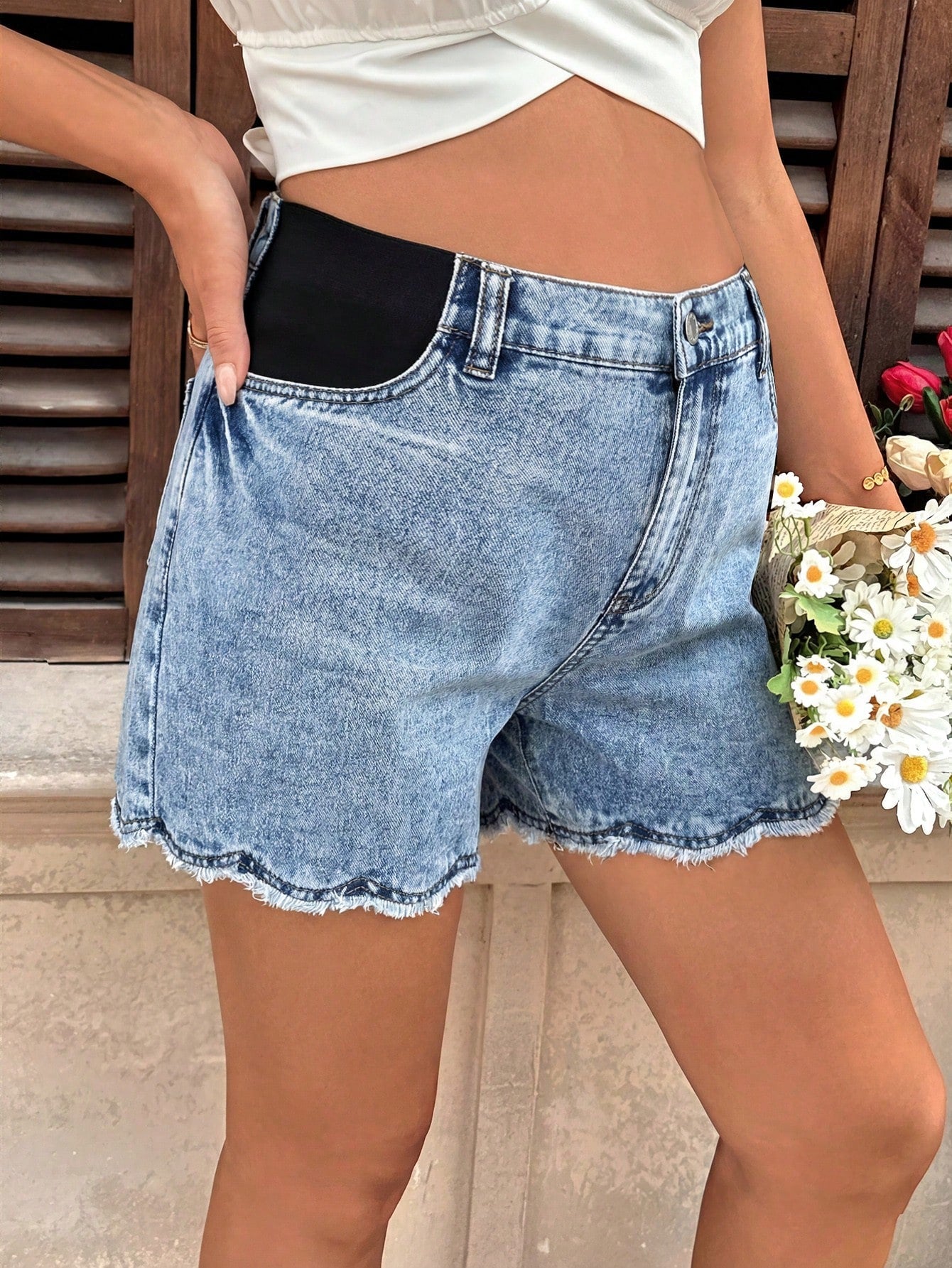 Women's Maternity Blue Summer Casual Distressed Denim Shorts,Frayed Hem Loose Fit With Stretchy Side Panels,Vacation & Commute Y2k Streetwear