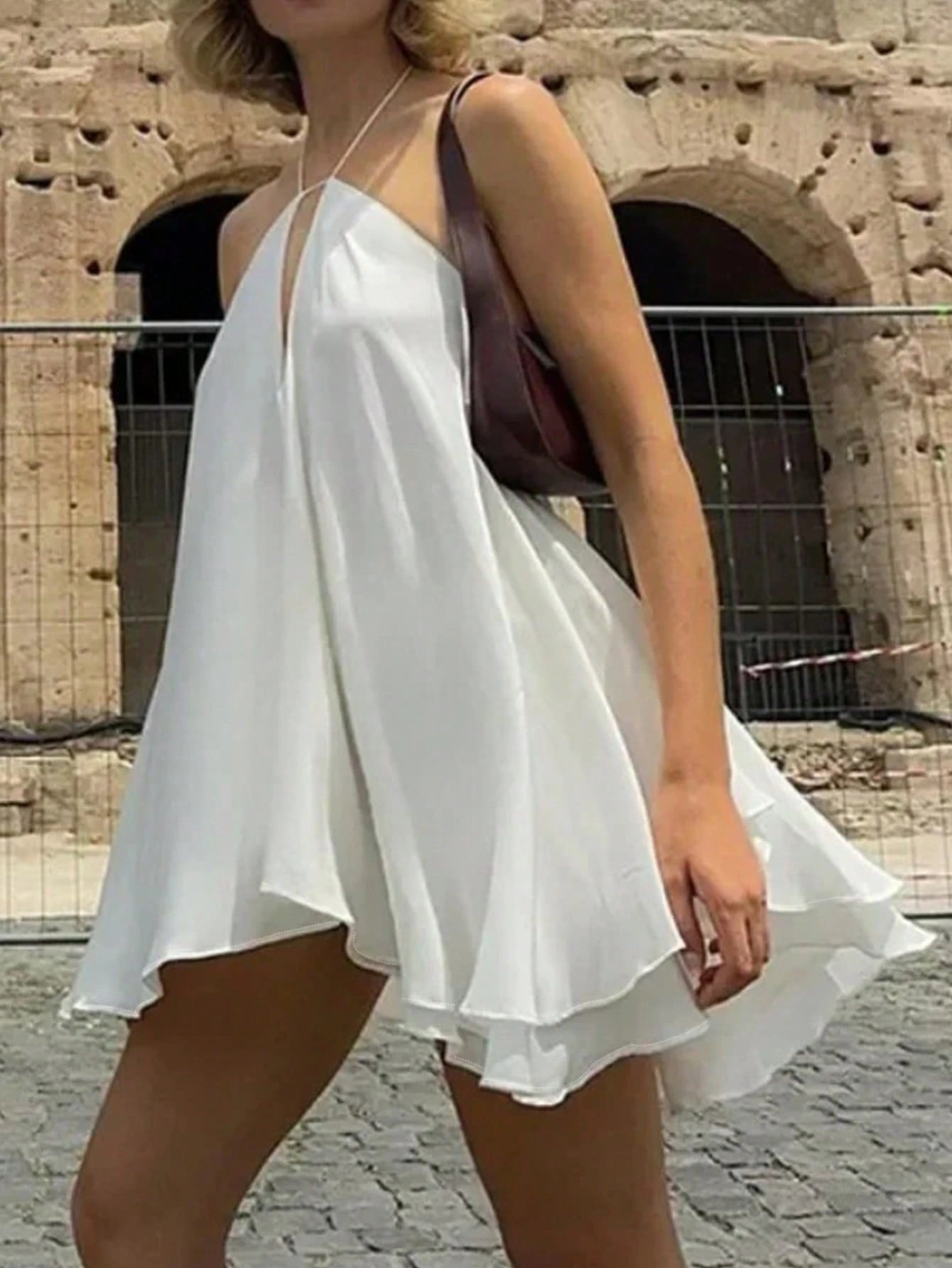 Women's Sexy Vacation Mini Halter Neck Dress, Backless Tie Strap Mini Dress Summer Party Elegant White