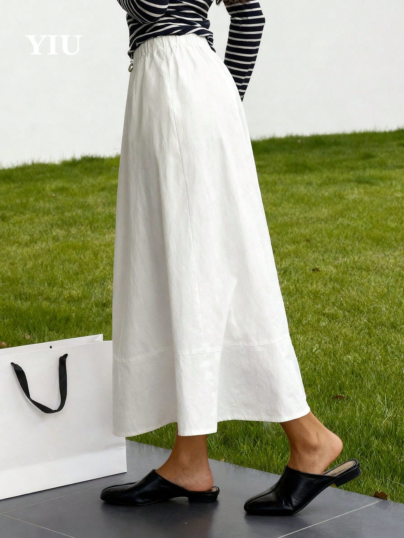 YIU Women's White Umbrella-Shaped Minimalist Elegant Long Dress, With Pockets, Suitable For Daily Casual, Vacation, Office, Travel, Date Wear
