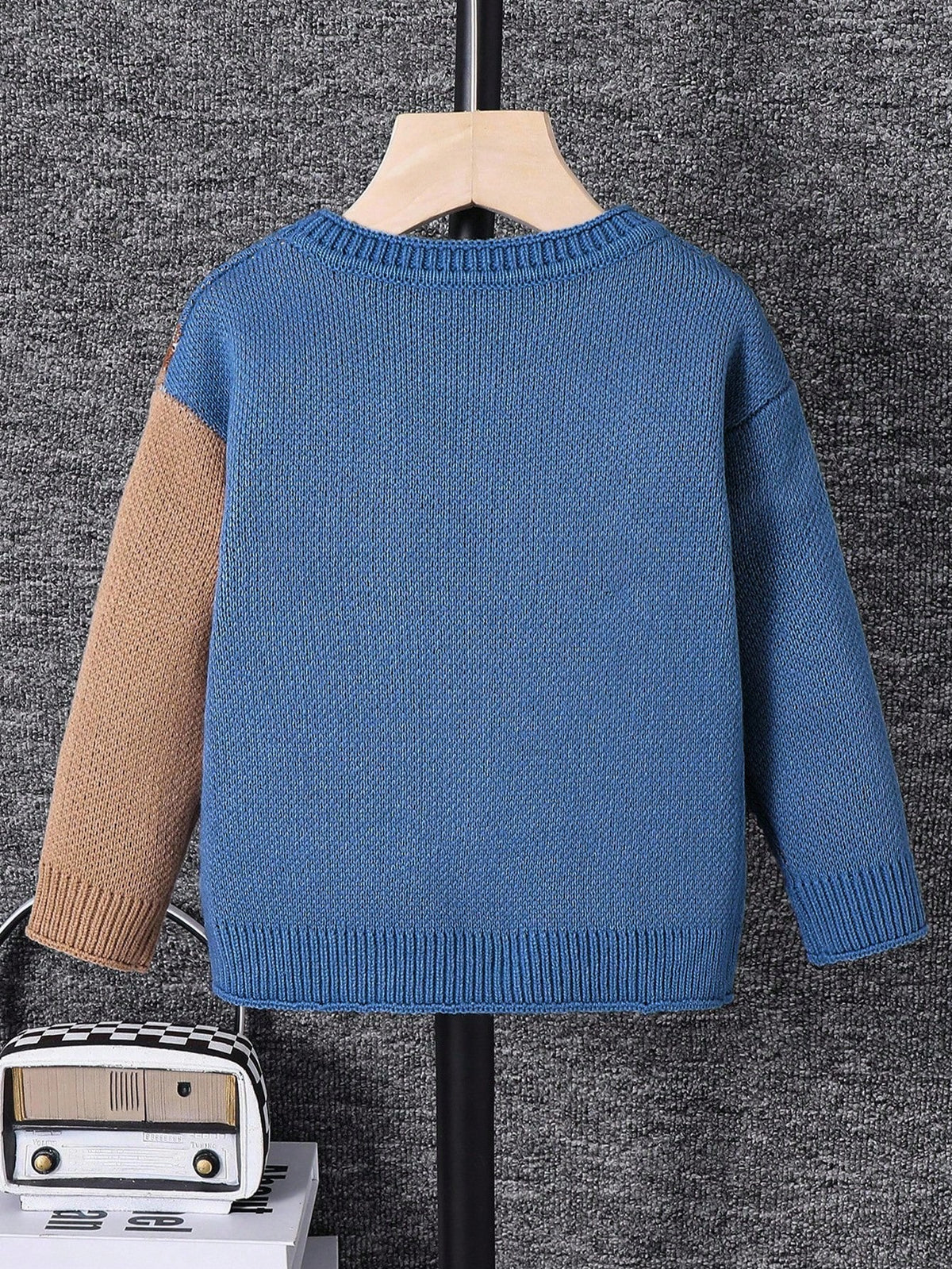 Young Boy Cartoon Bear Round Neck Long Sleeve Casual Sweater, Autumn Fall Winter